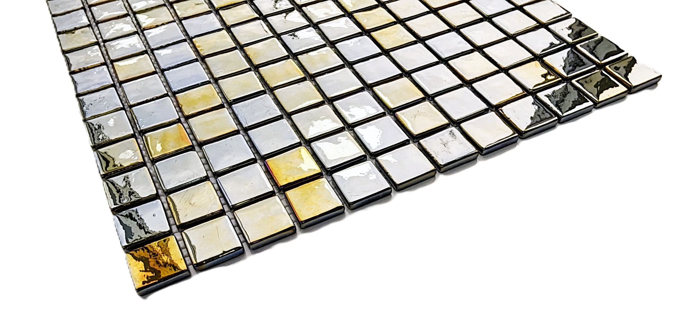 Tüm yüzeyler için 2.5x2.5cm. Lüster Gold Black , 31,5x31,5cm. Fileli Cam Mozaik. 
