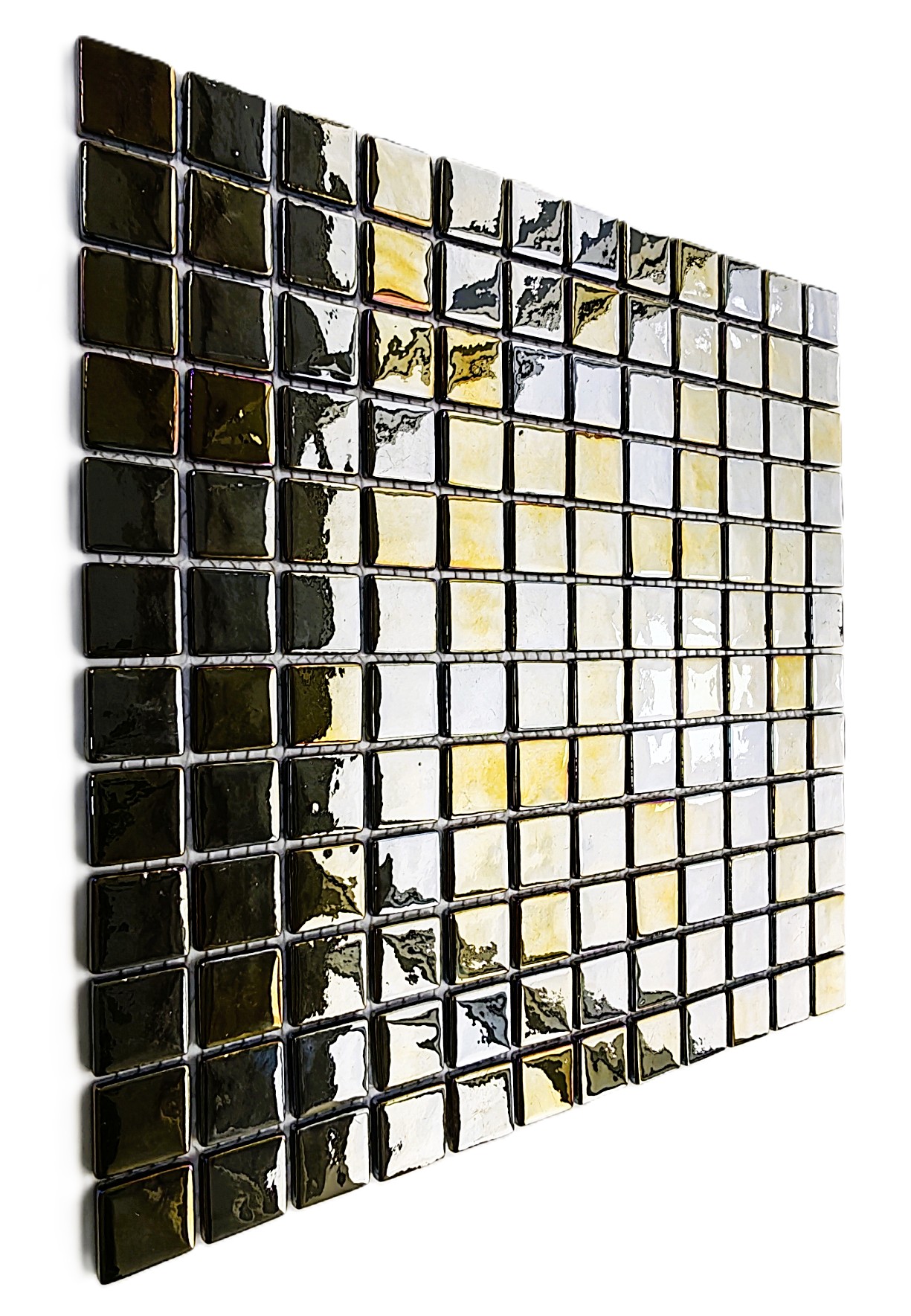 Tüm yüzeyler için 2.5x2.5cm. Lüster Gold Black , 31,5x31,5cm. Fileli Cam Mozaik. 
