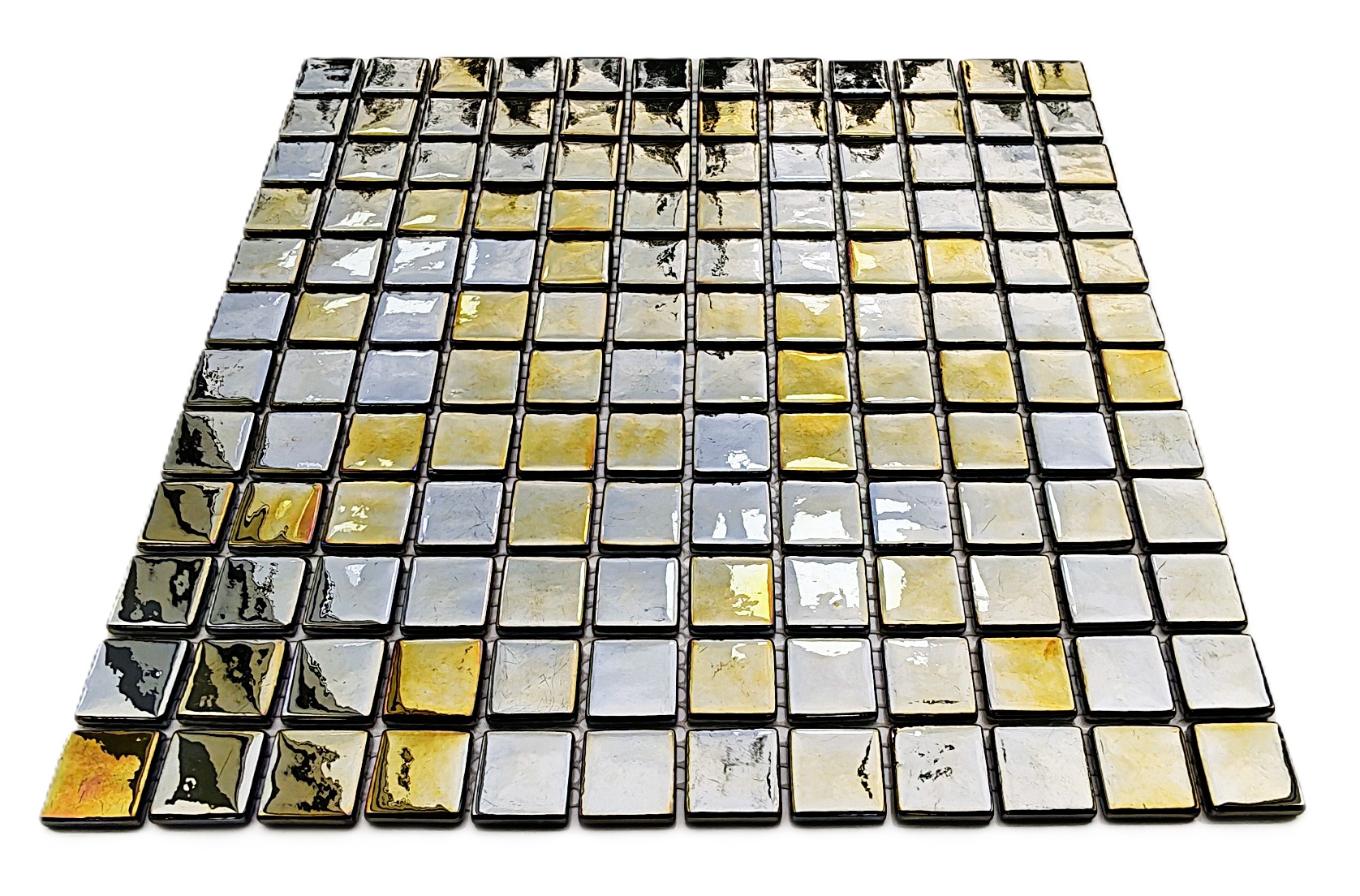 Tüm yüzeyler için 2.5x2.5cm. Lüster Gold Black , 31,5x31,5cm. Fileli Cam Mozaik. 